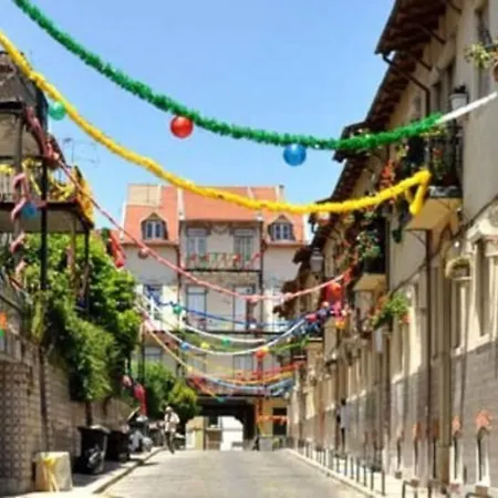 4 Bedrooms Ap In Graca - Great For Families&groups Apartment Lisbon