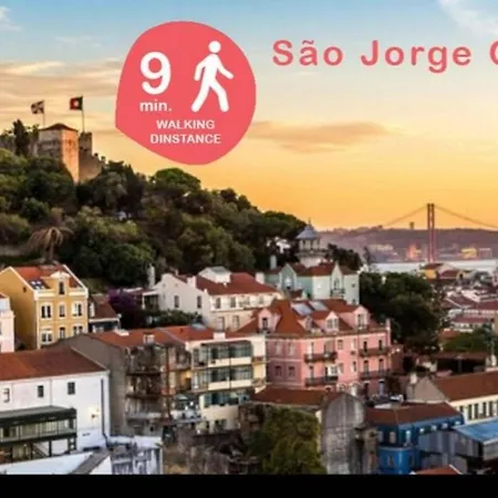 4 Bedrooms Ap In Graca - Great For Families&groups Апартаменты *