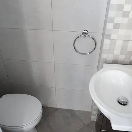4 Bedrooms Ap In Graca - Great For Families&groups Апартаменты