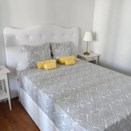 4 Bedrooms Ap In Graca - Great For Families&groups * Лиссабон